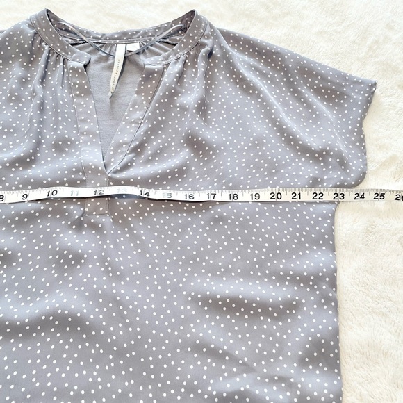 Women's LC Lauren Conrad Polka Dot Flowy Dolman Top - Picture 11 of 13